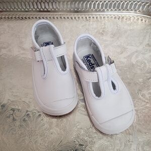 Keds Girl's Keds Champion Toe Cap T-Strap, Size 5